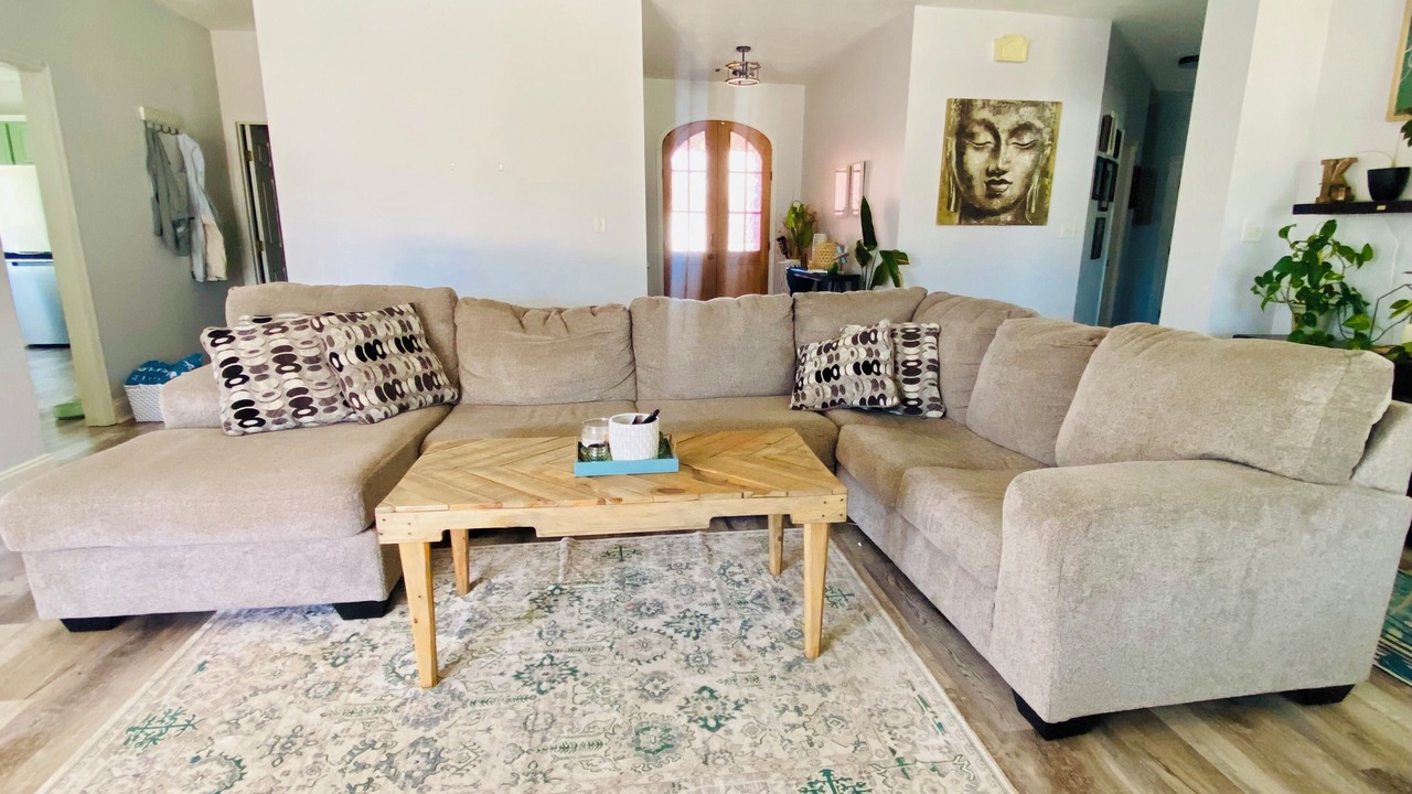 Photo of Livingroom in Evans