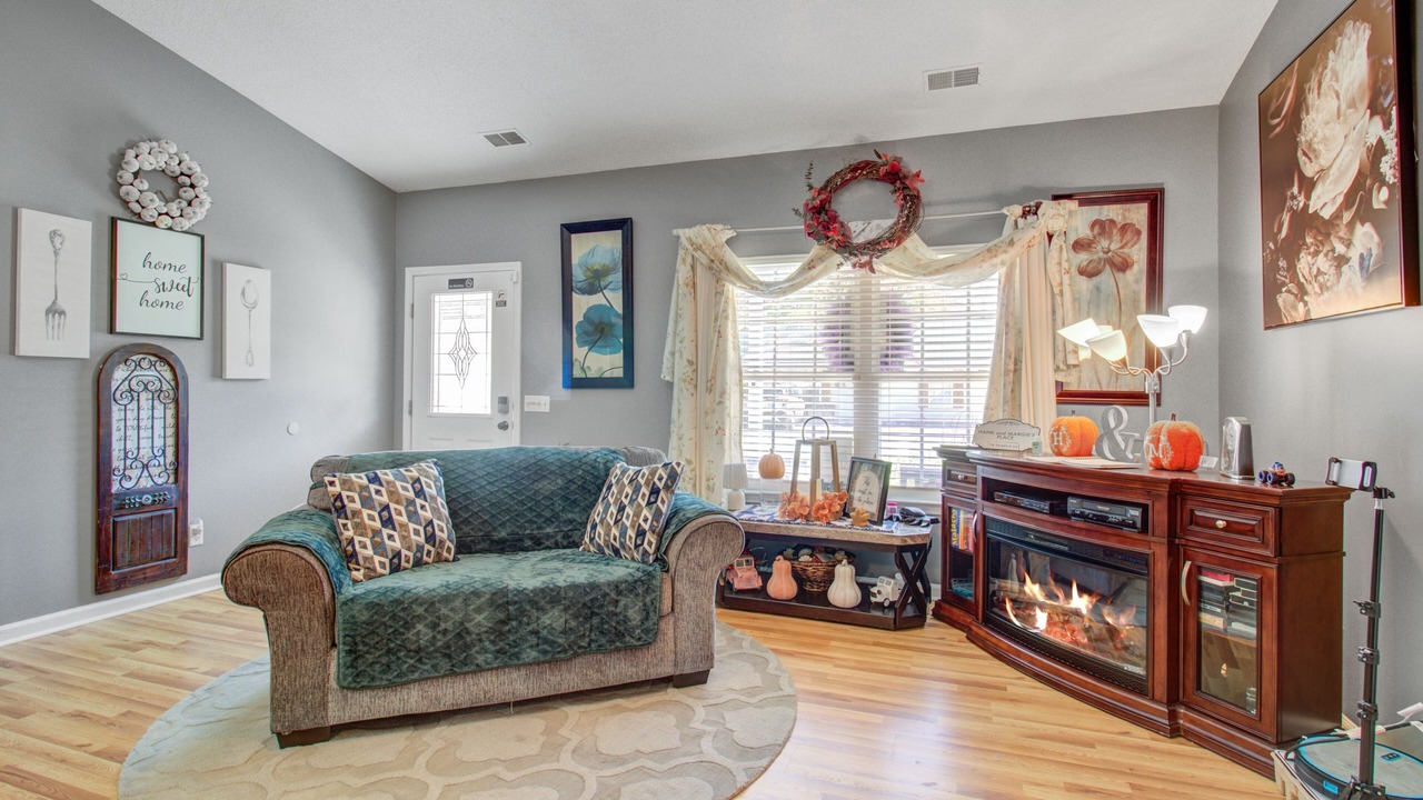 Photo of Livingroom in Varnville