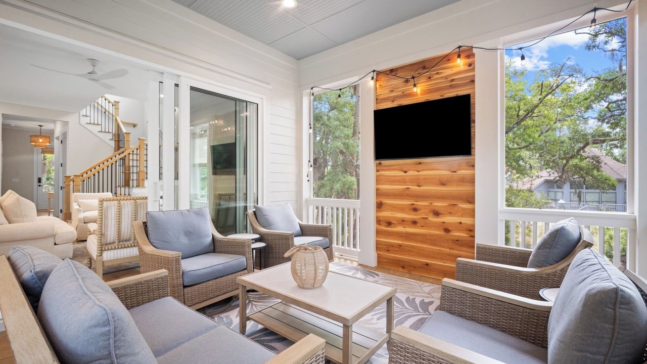 Photo of Outdoor in Deer Lake