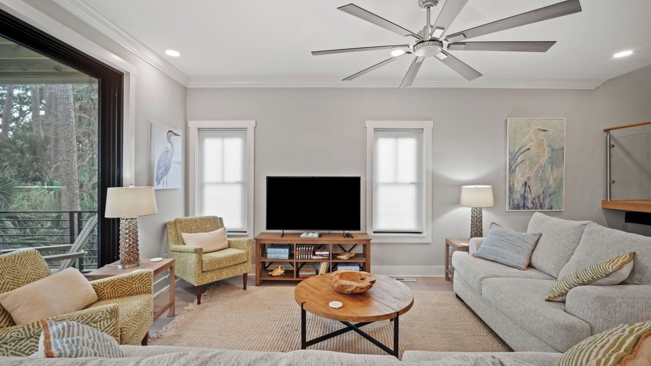 Photo of Livingroom in Sweetgrass