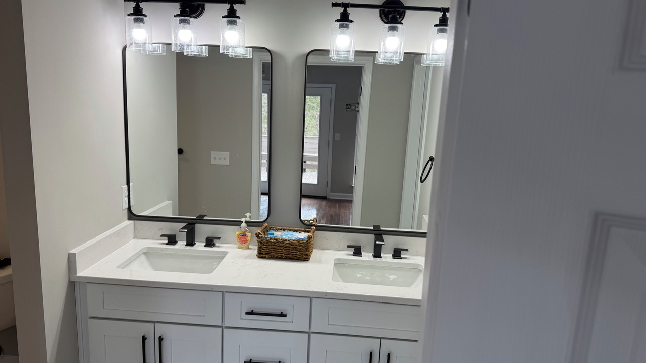 Photo of Bathroom in Martin
