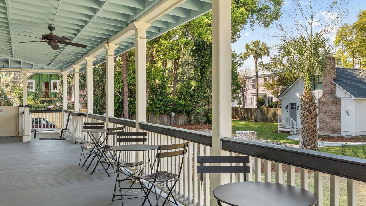Photo of Patio Balcony in The Old Commons