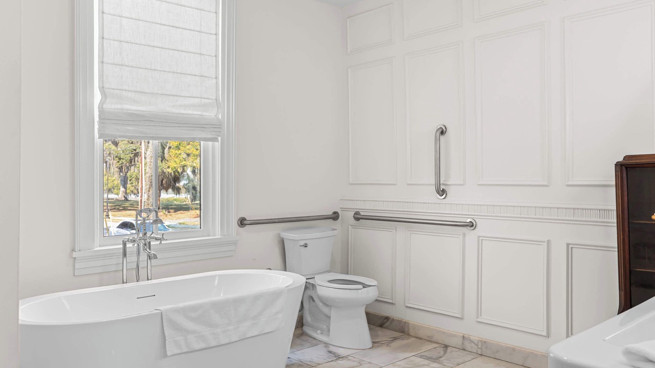 Photo of Bathroom in The Old Commons