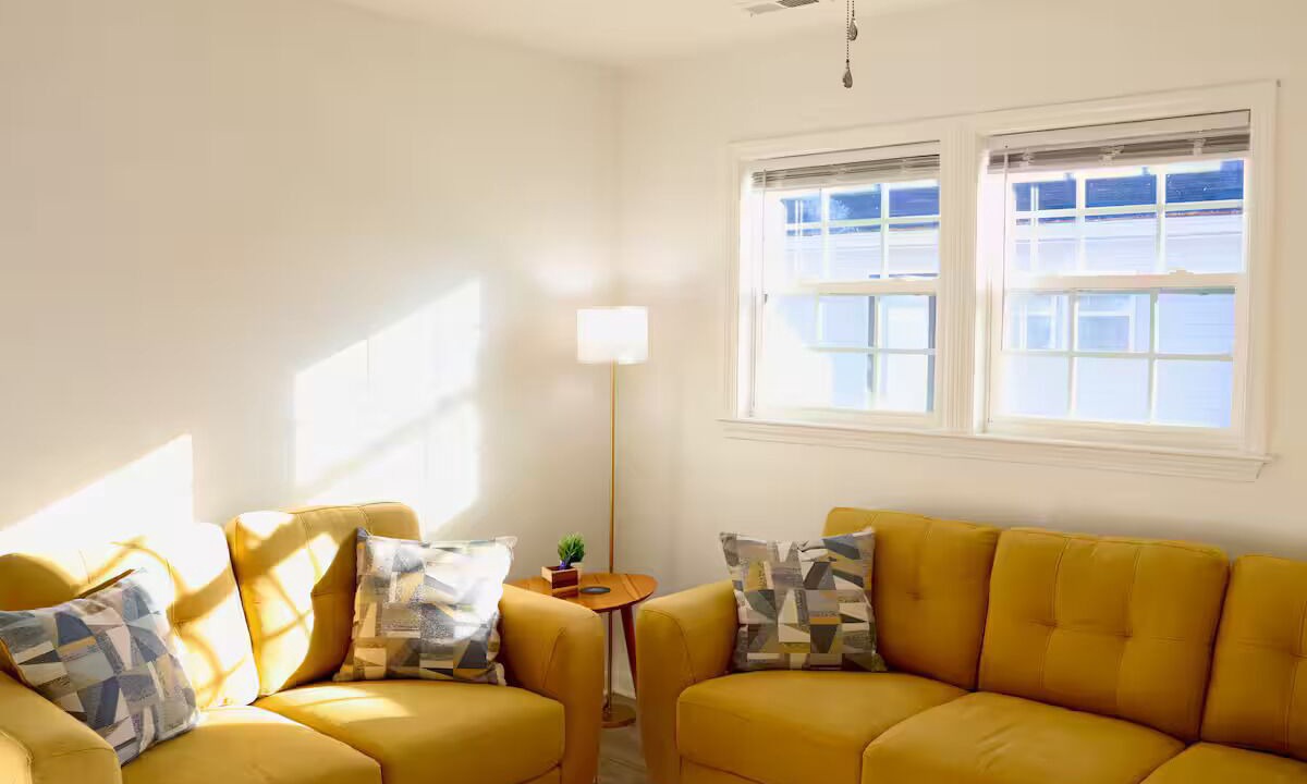 Photo of Livingroom in Smithfield