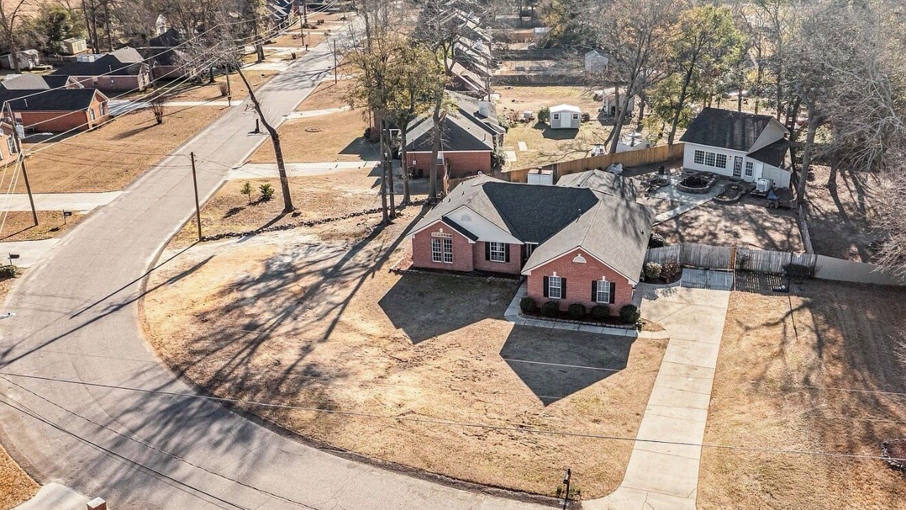Photo of Outdoor in Gracewood