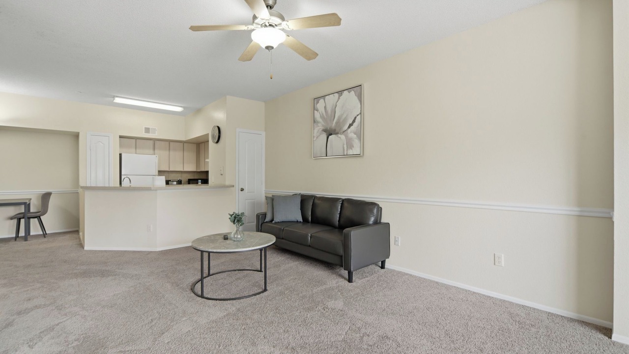 Photo of Livingroom in Winter Springs