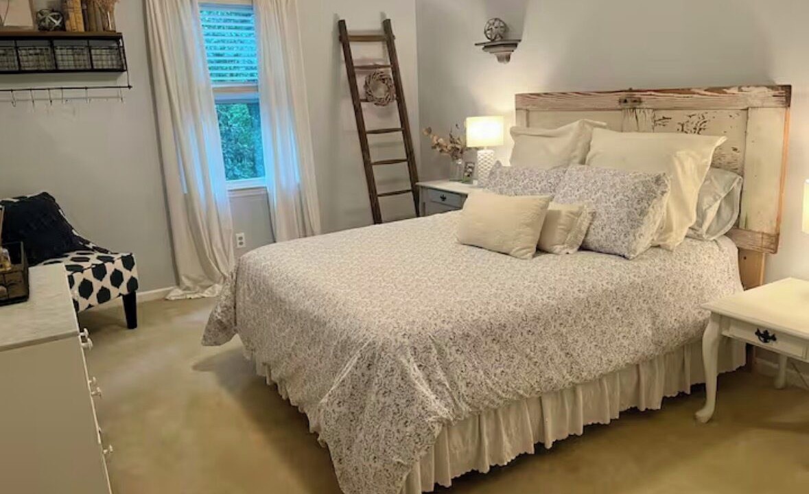 Photo of Bedroom in Martinez