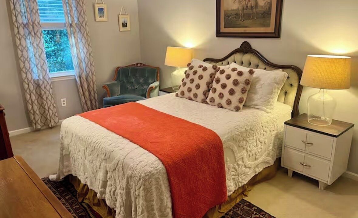 Photo of Bedroom in Martinez