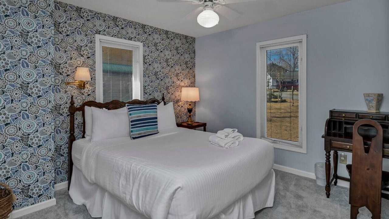 Photo of Bedroom in Newberry Shores