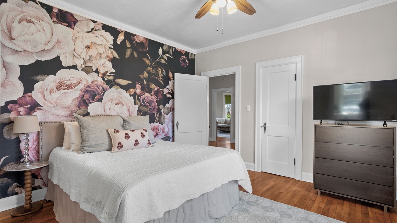 Photo of Bedroom in Chatham Crescent