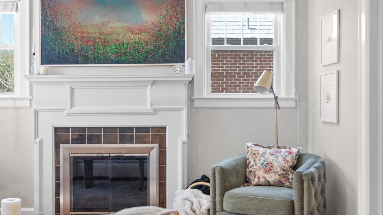 Photo of Livingroom in Chatham Crescent