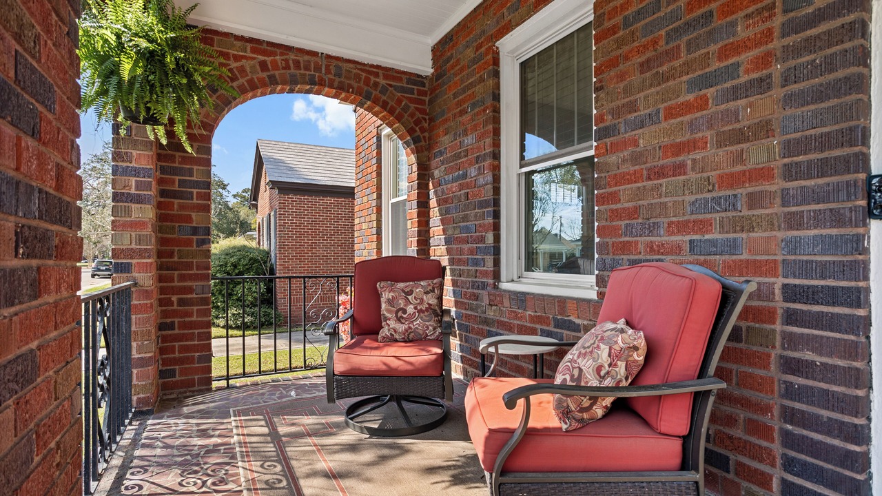 Photo of Patio Balcony in Chatham Crescent