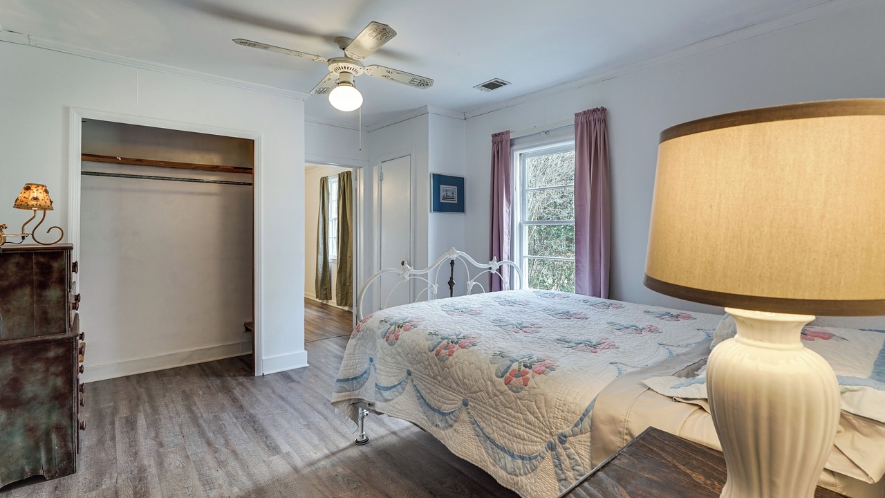 Photo of Bedroom in Martin