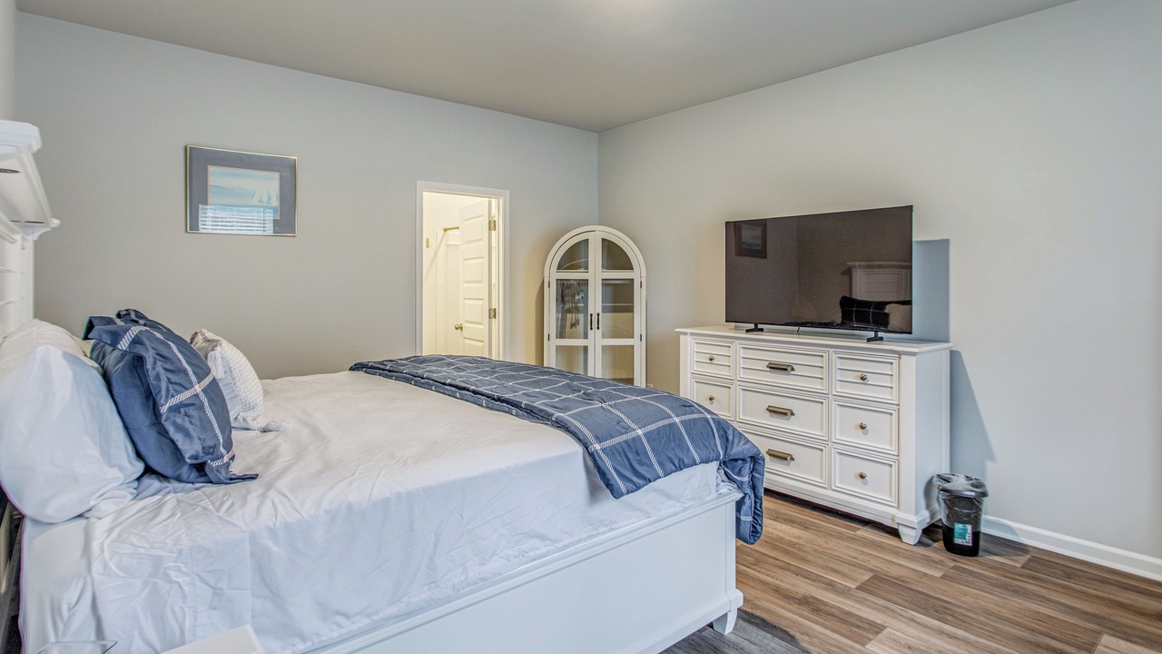 Photo of Bedroom in Longs