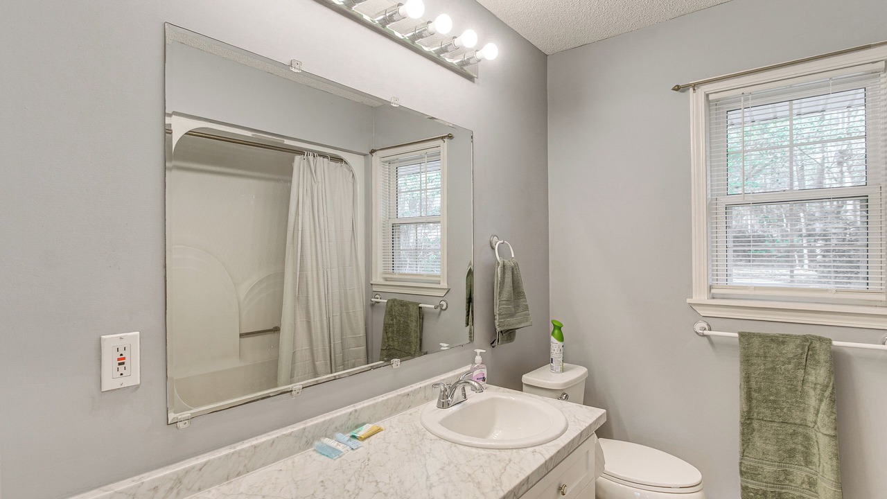 Photo of Bathroom in Jesup
