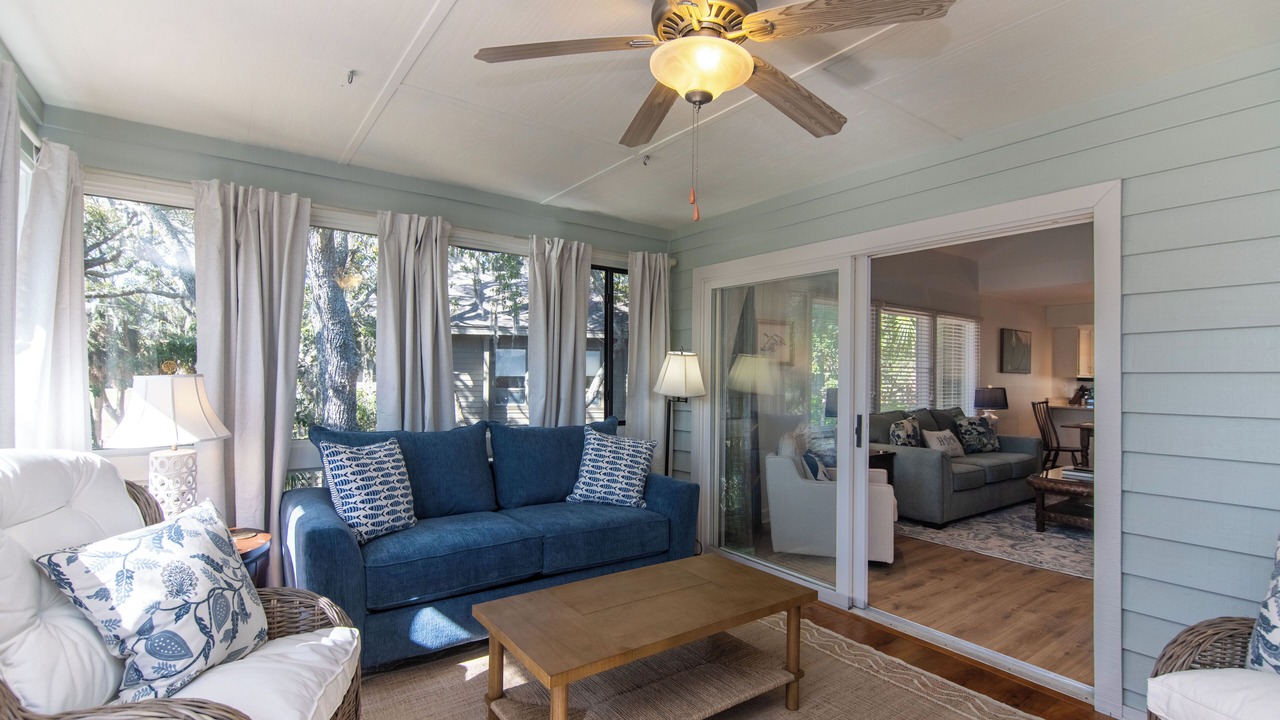 Photo of Livingroom in Ocean Ridge