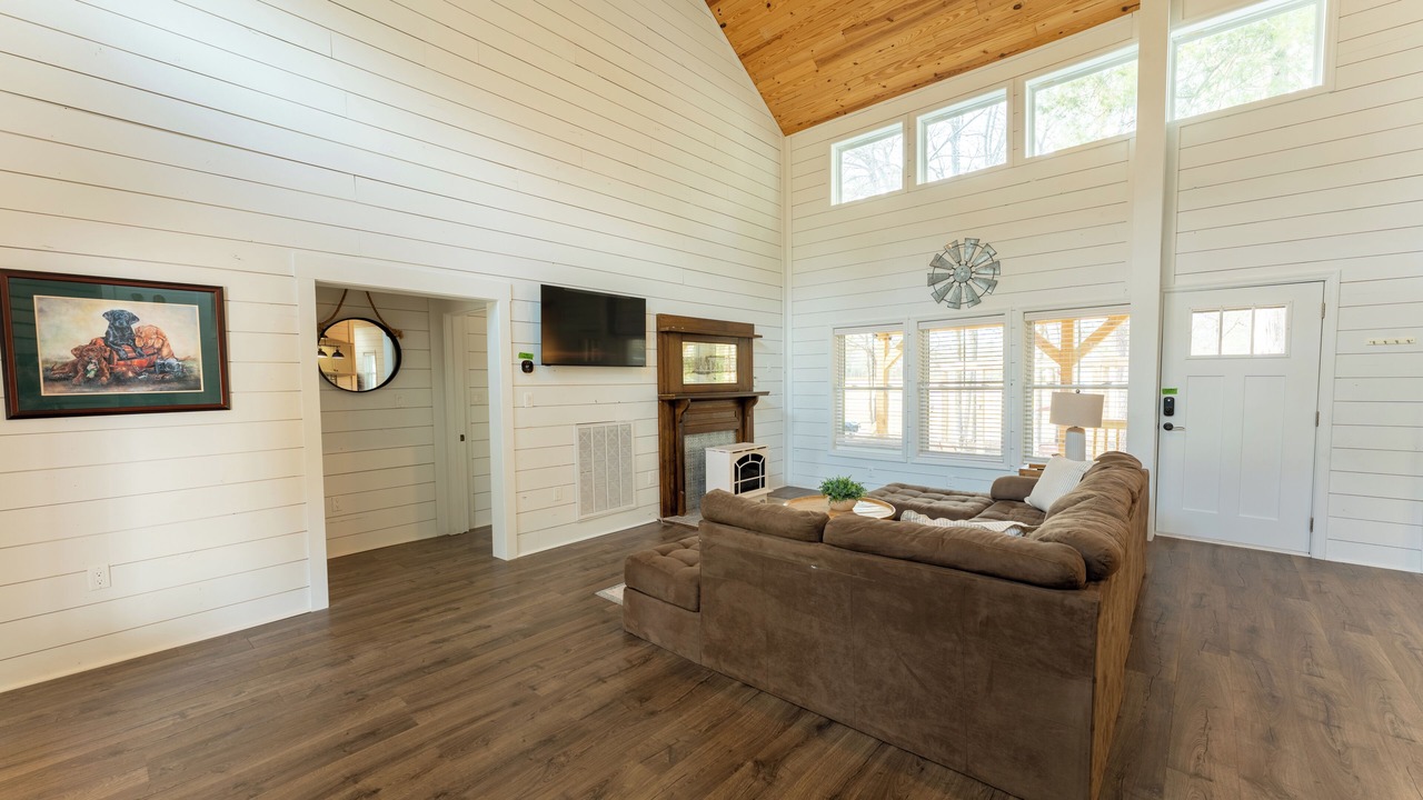 Photo of Livingroom in Appling