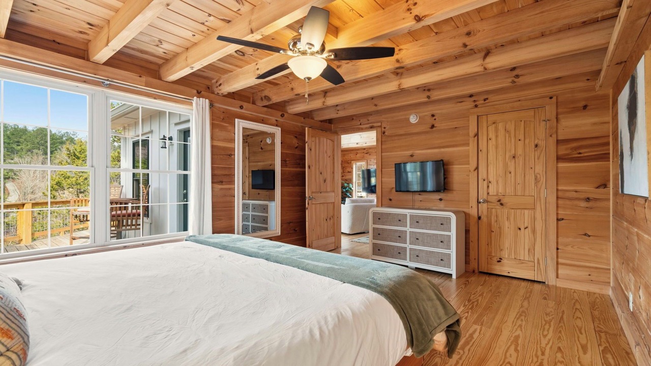 Photo of Bedroom in Seneca