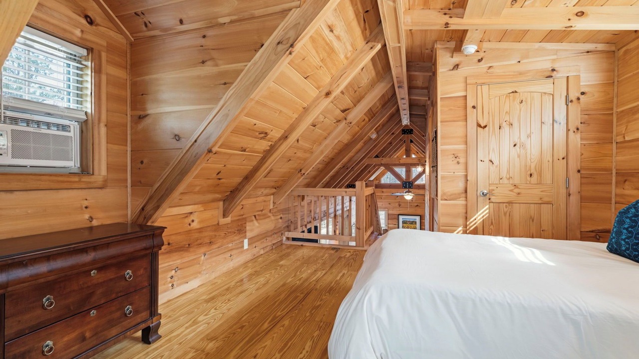 Photo of Bedroom in Seneca