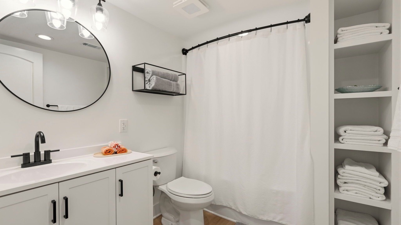 Photo of Bathroom in Seneca