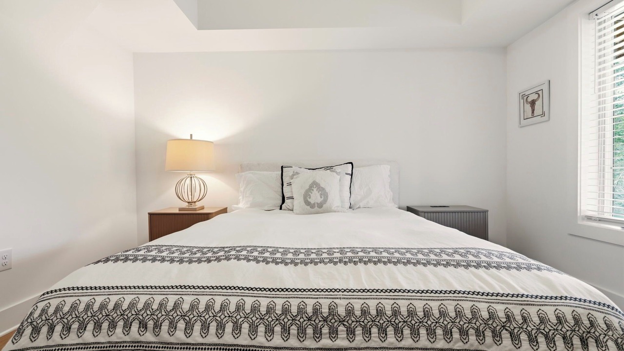 Photo of Bedroom in Seneca