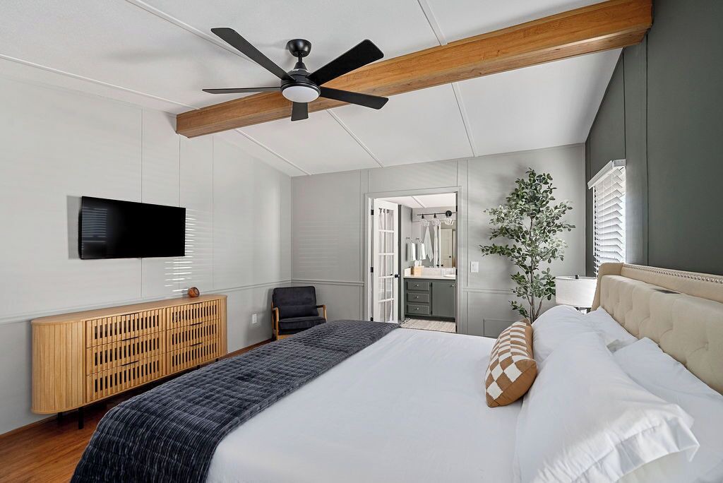Photo of Bedroom in Leesville