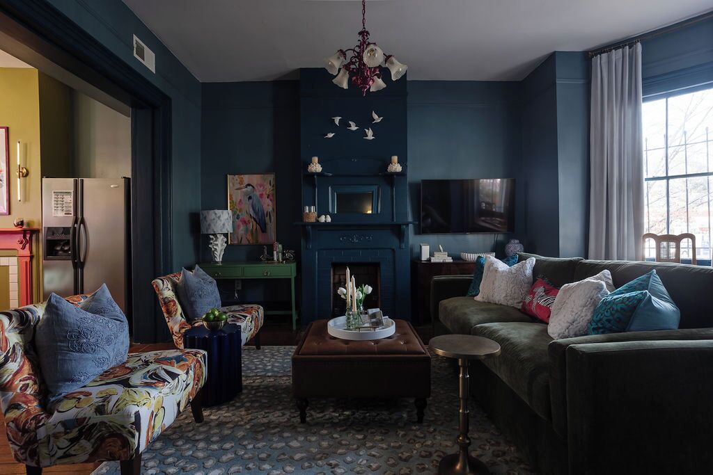 Photo of Livingroom in Thomas Square
