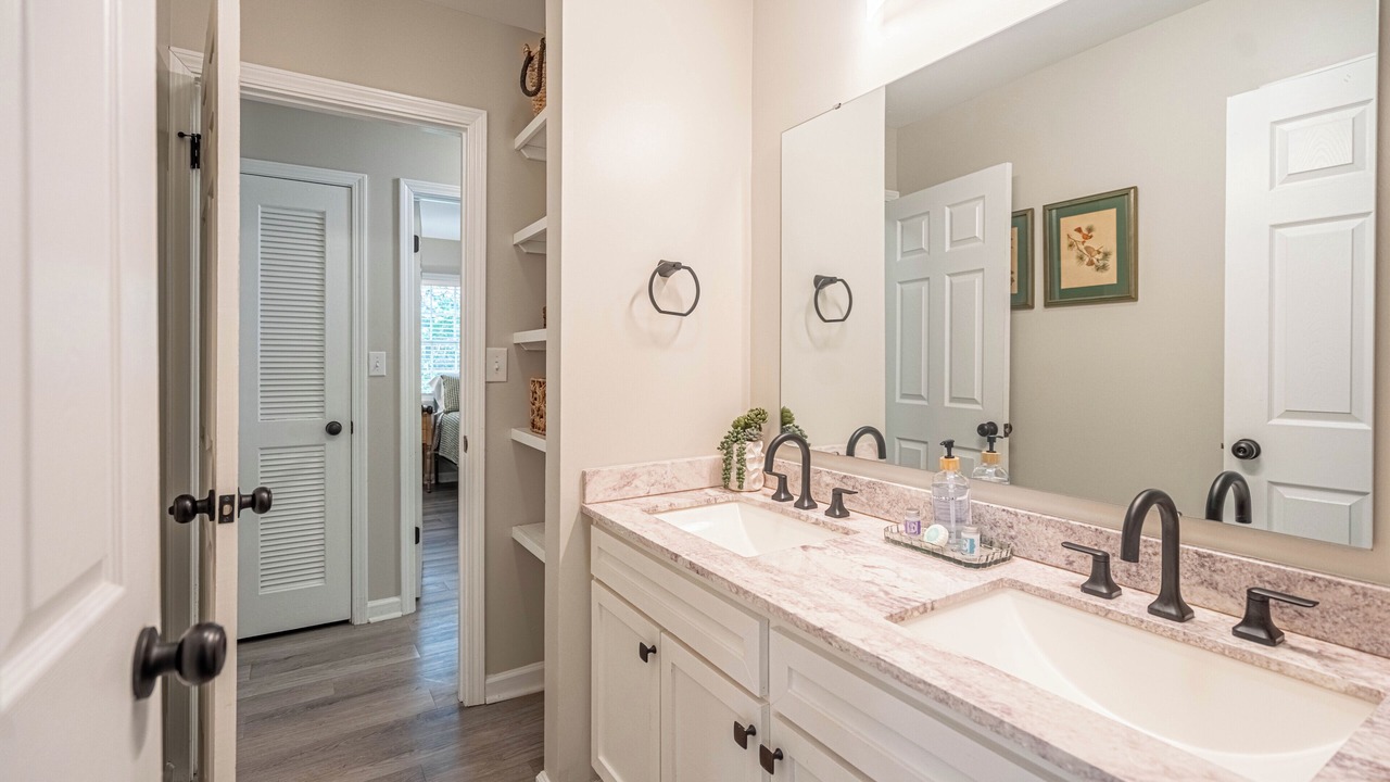 Photo of Bathroom in Statesboro