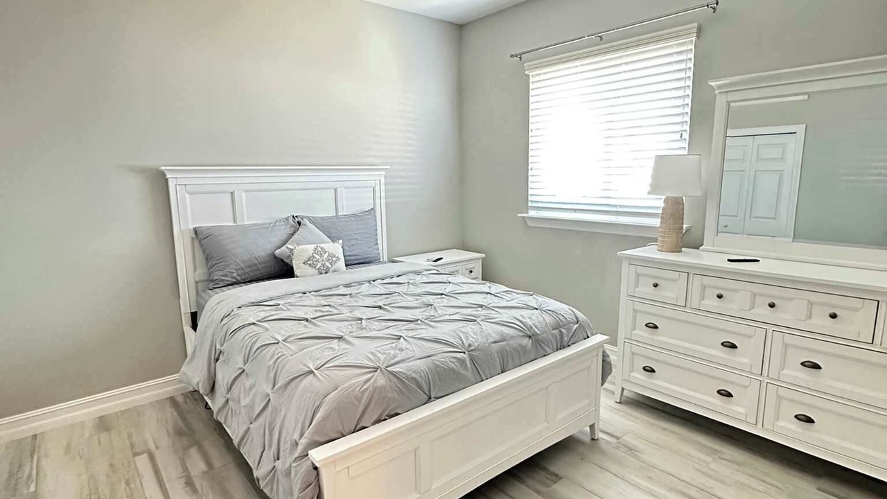Photo of Bedroom in Mariner