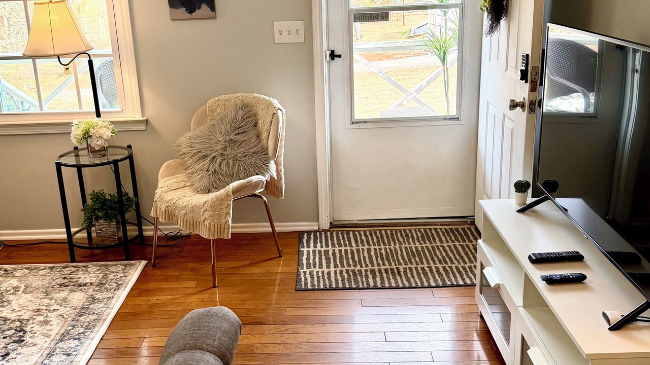 Photo of Livingroom in Anderson