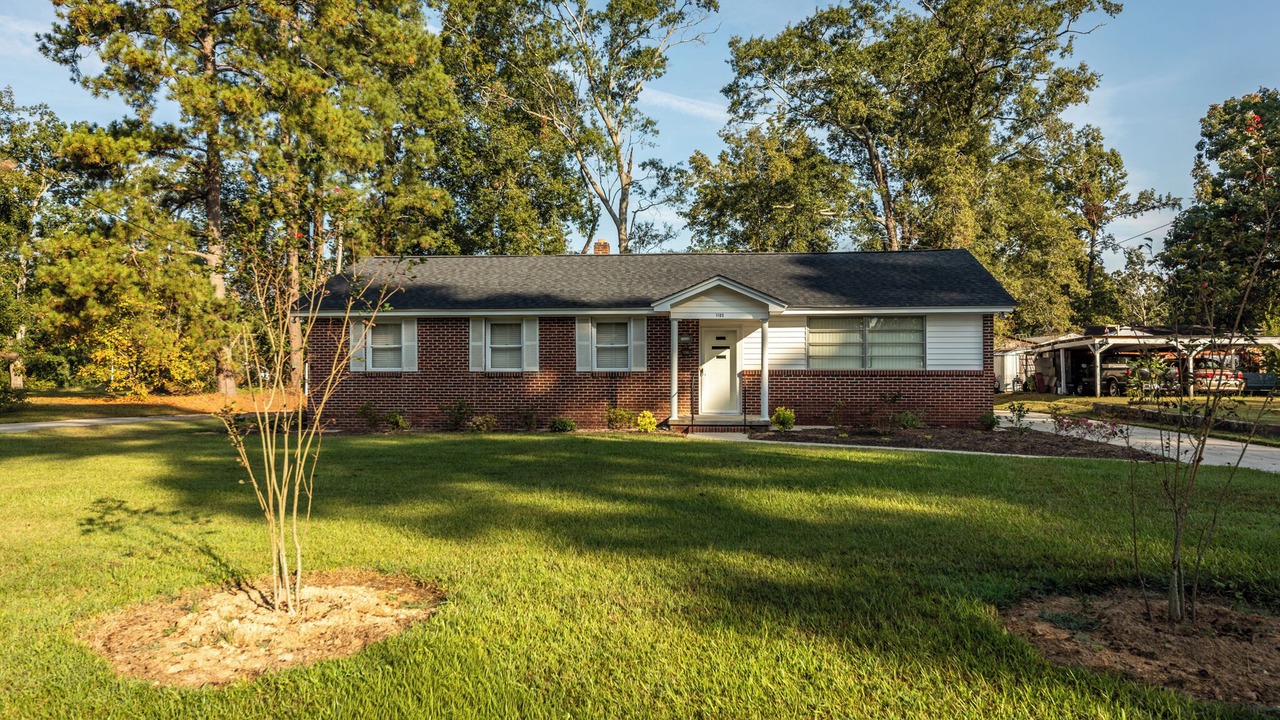 Photo of Outdoor in Newberry