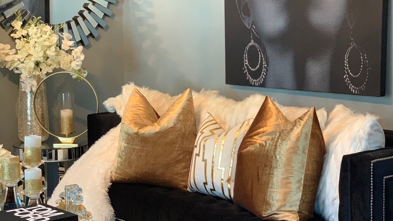 Photo of Livingroom in Canterbury Farms