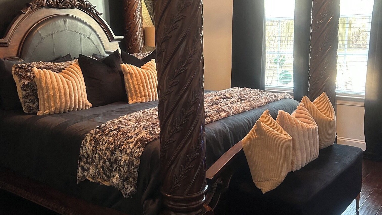 Photo of Bedroom in Canterbury Farms