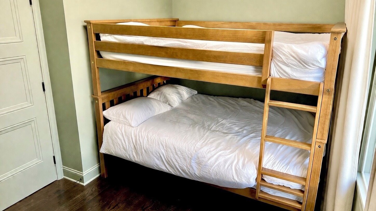 Photo of Bedroom in West Union