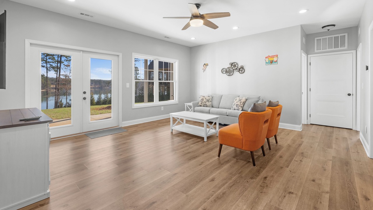 Photo of Livingroom in West Union