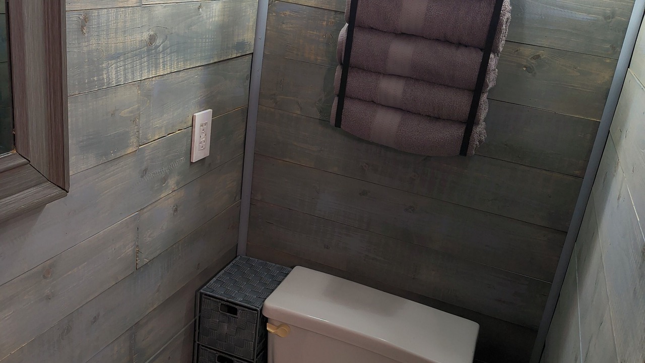 Photo of Bathroom in Townville