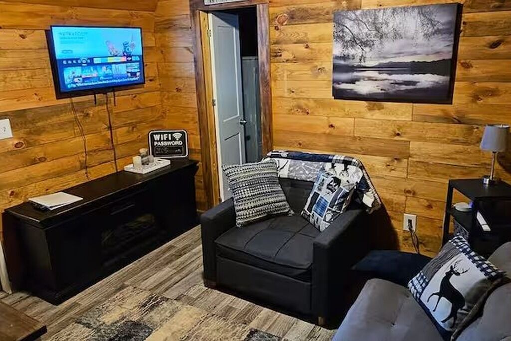 Photo of Livingroom in Townville