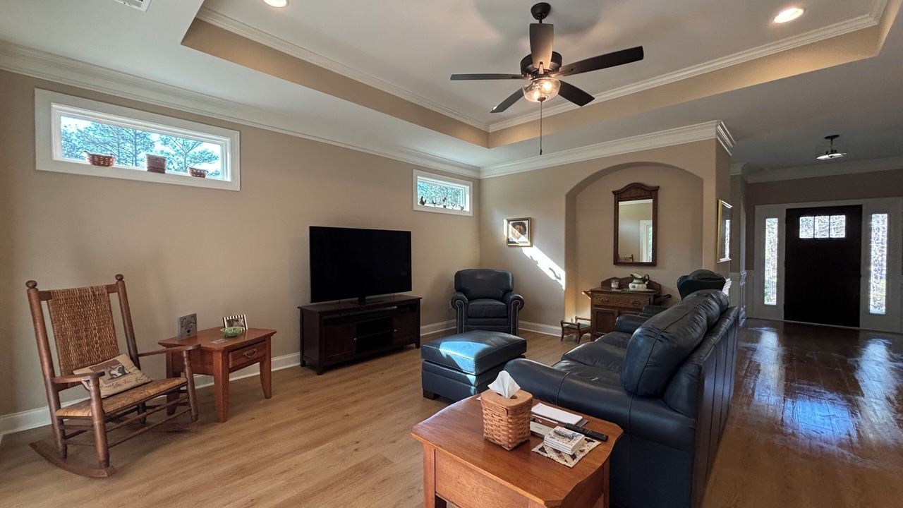 Photo of Livingroom in McCormick