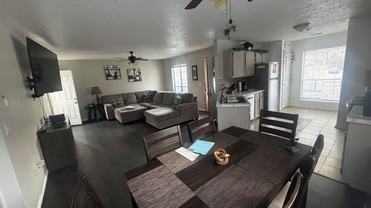 Photo of Livingroom in Huntcliff
