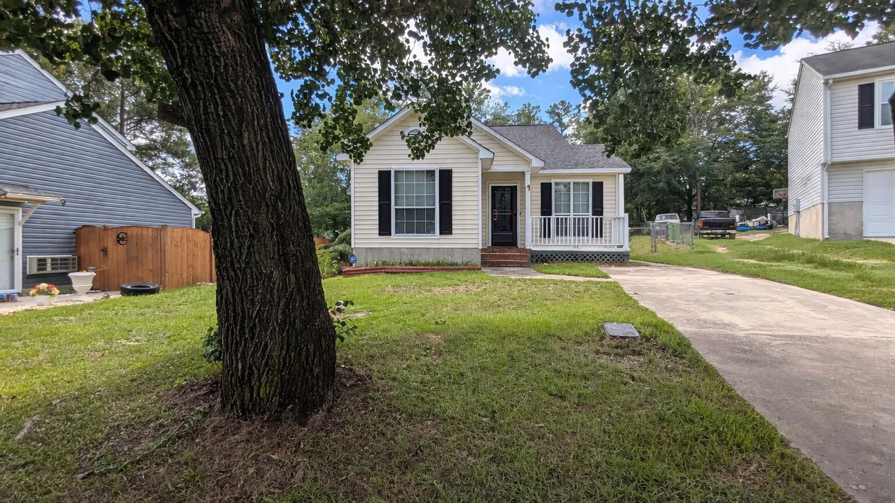 Photo of Outdoor in Huntcliff