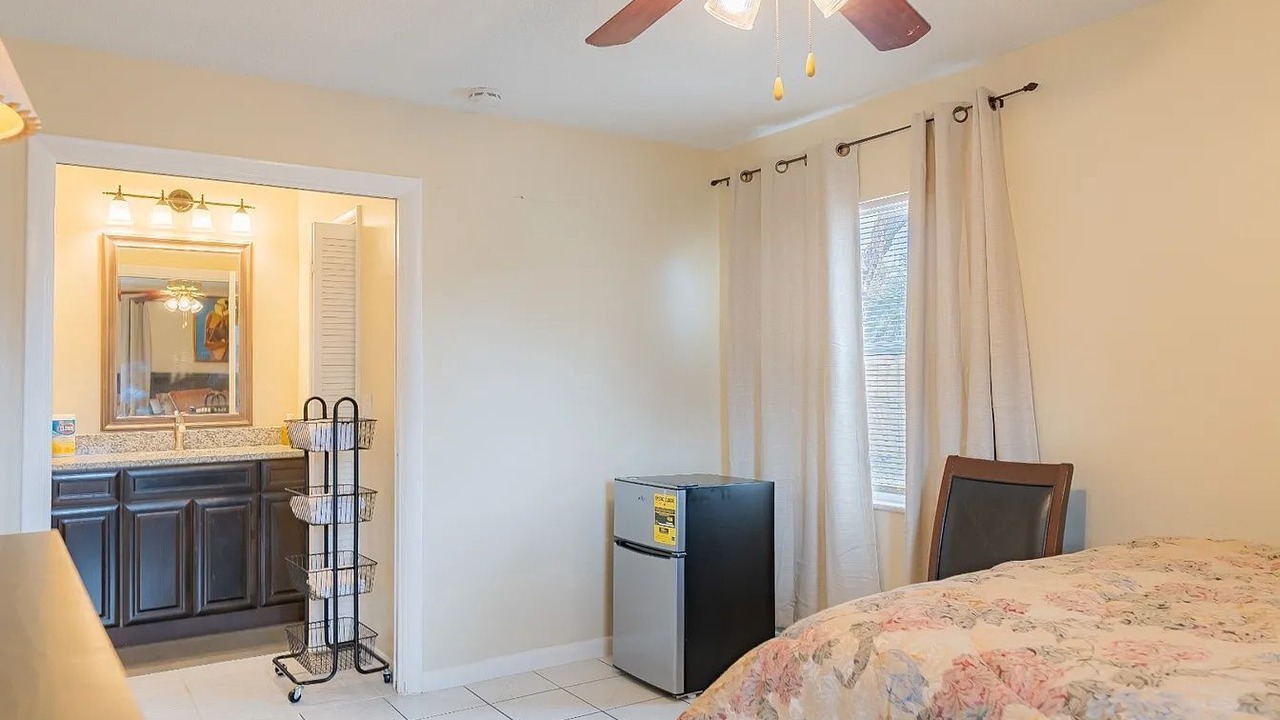 Photo of Bedroom in Pine Hills