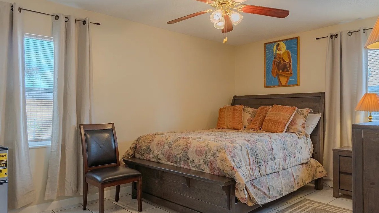 Photo of Bedroom in Pine Hills