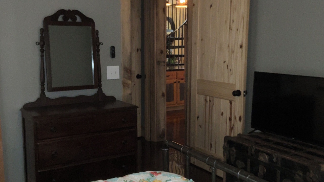 Photo of Bedroom in Tuckasegee