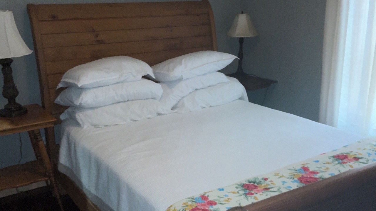 Photo of Bedroom in Tuckasegee