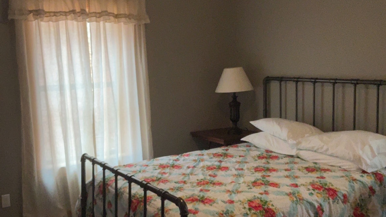 Photo of Bedroom in Tuckasegee