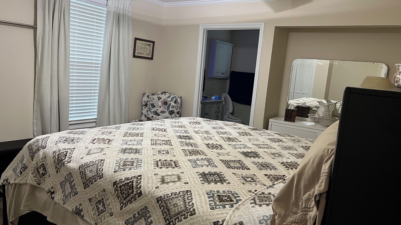 Photo of Bedroom in Martinez