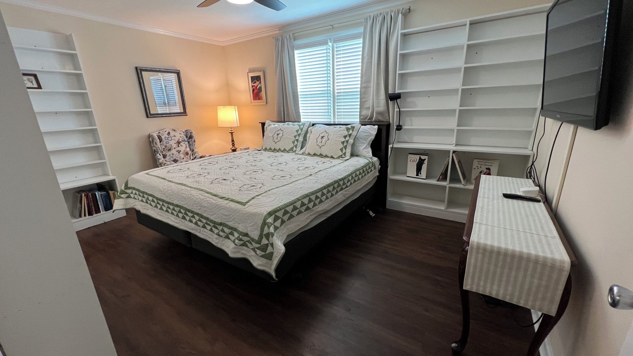 Photo of Bedroom in Martinez