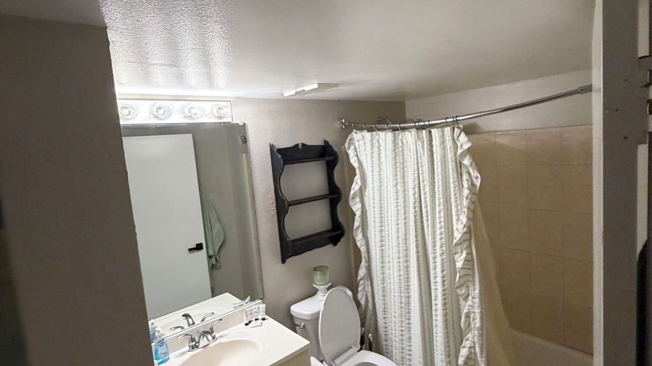 Photo of Bathroom in Orlovista