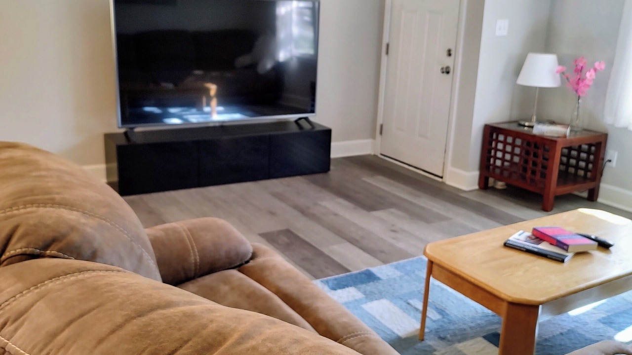 Photo of Livingroom in Lake Park