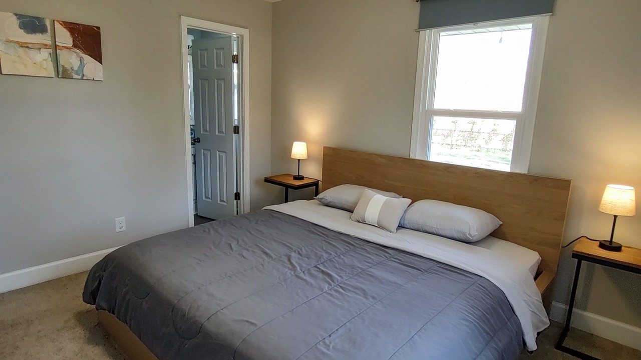 Photo of Bedroom in Lake Park